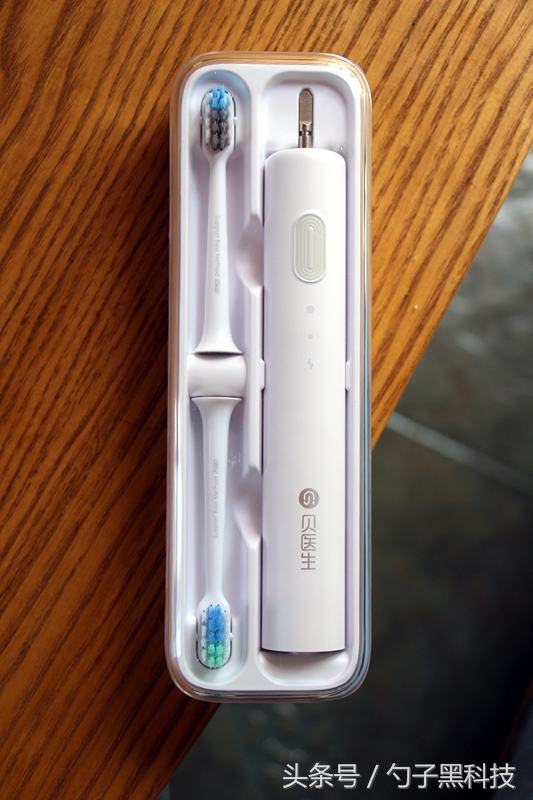 每分钟震动31000次!小米新品爆款仅售99元再显价格“屠夫”?!