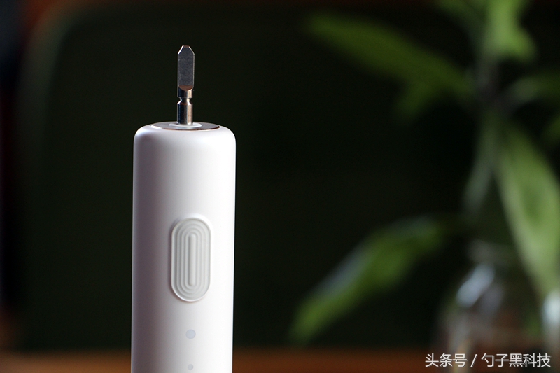 每分钟震动31000次!小米新品爆款仅售99元再显价格“屠夫”?!