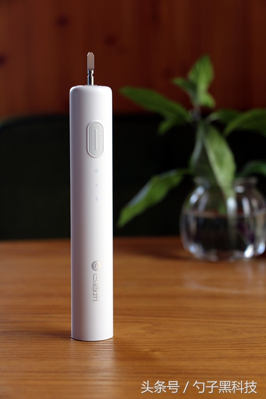 每分钟震动31000次!小米新品爆款仅售99元再显价格“屠夫”?!