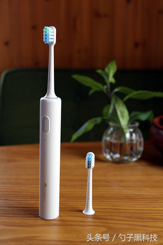 每分钟震动31000次!小米新品爆款仅售99元再显价格“屠夫”?!