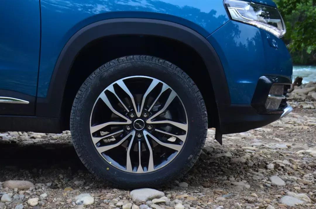 试驾北汽昌河q7,北汽昌河q7五座超值型