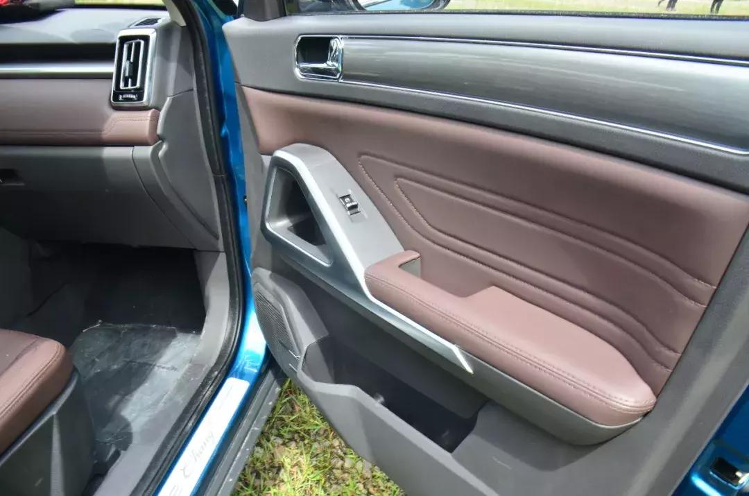 试驾北汽昌河q7,北汽昌河q7五座超值型