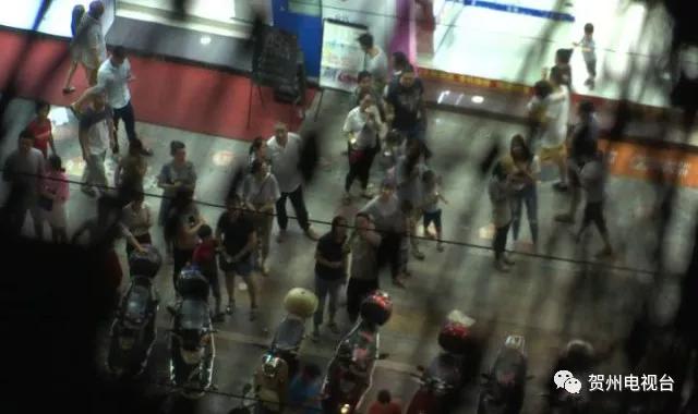 贺州20岁男子2次轻生,广西一男子跳桥轻生