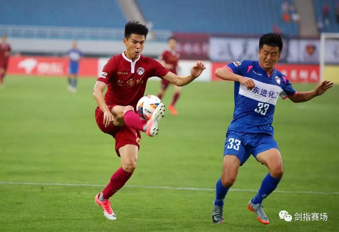 「图集」雨中狂胜!“雨神”淄博星期天5:0沈阳东进联赛首次连胜