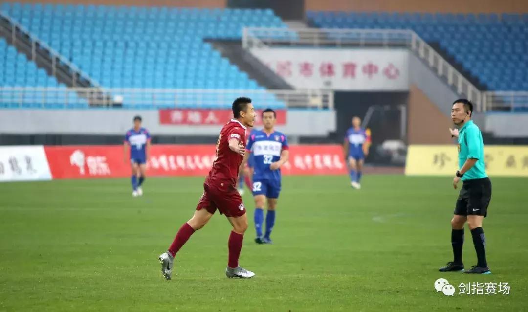 「图集」雨中狂胜!“雨神”淄博星期天5:0沈阳东进联赛首次连胜