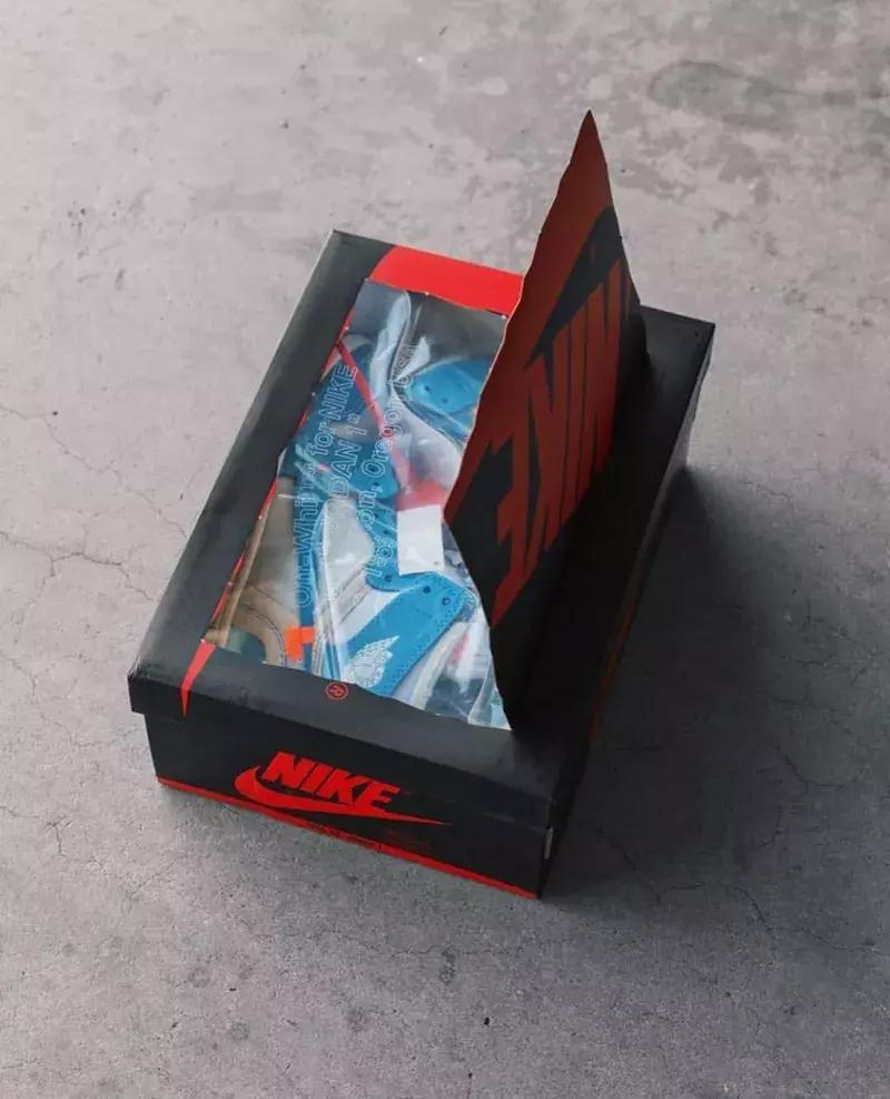 上个月发售的19双人气球鞋中，哪些的价格还没起飞？