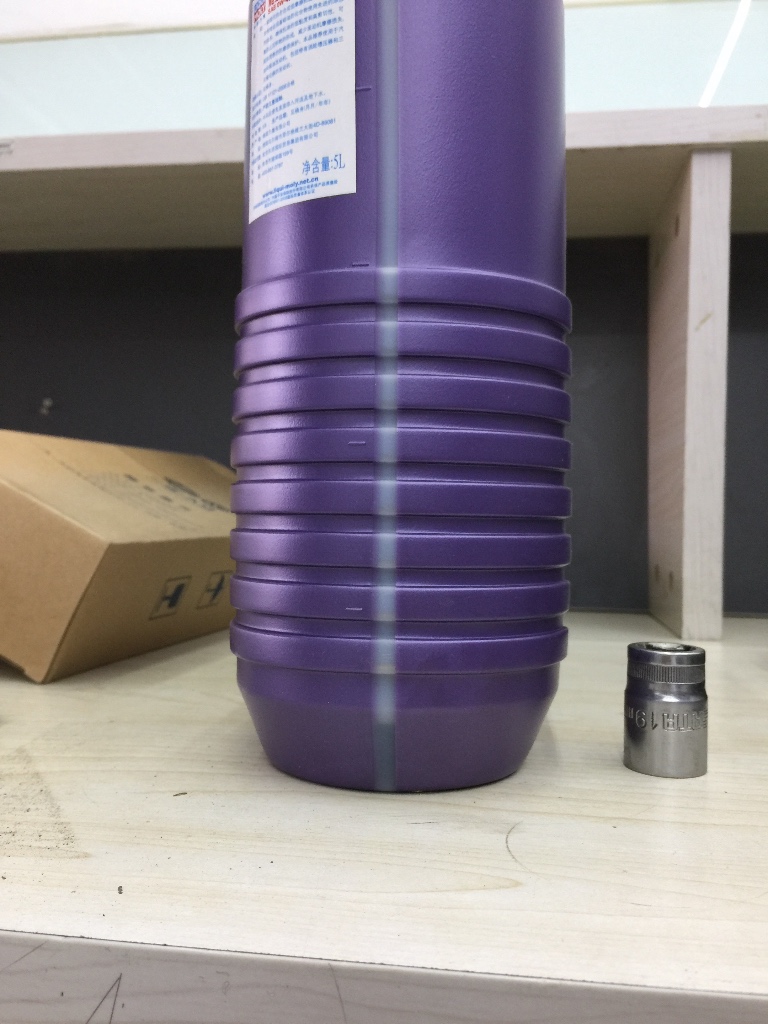 迈腾5万公里保养需要换防冻液吗,迈腾二次保养都需要换什么