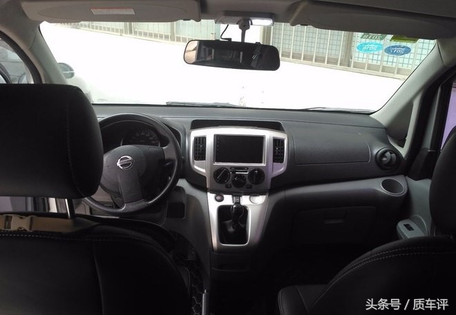 拉人拉货两不误,日产NV20040000公里用车感受