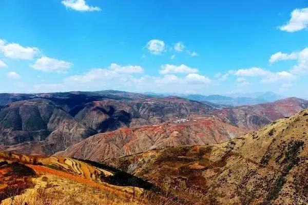 昆明国庆假期自驾游攻略,五一昆明最适合去的地方