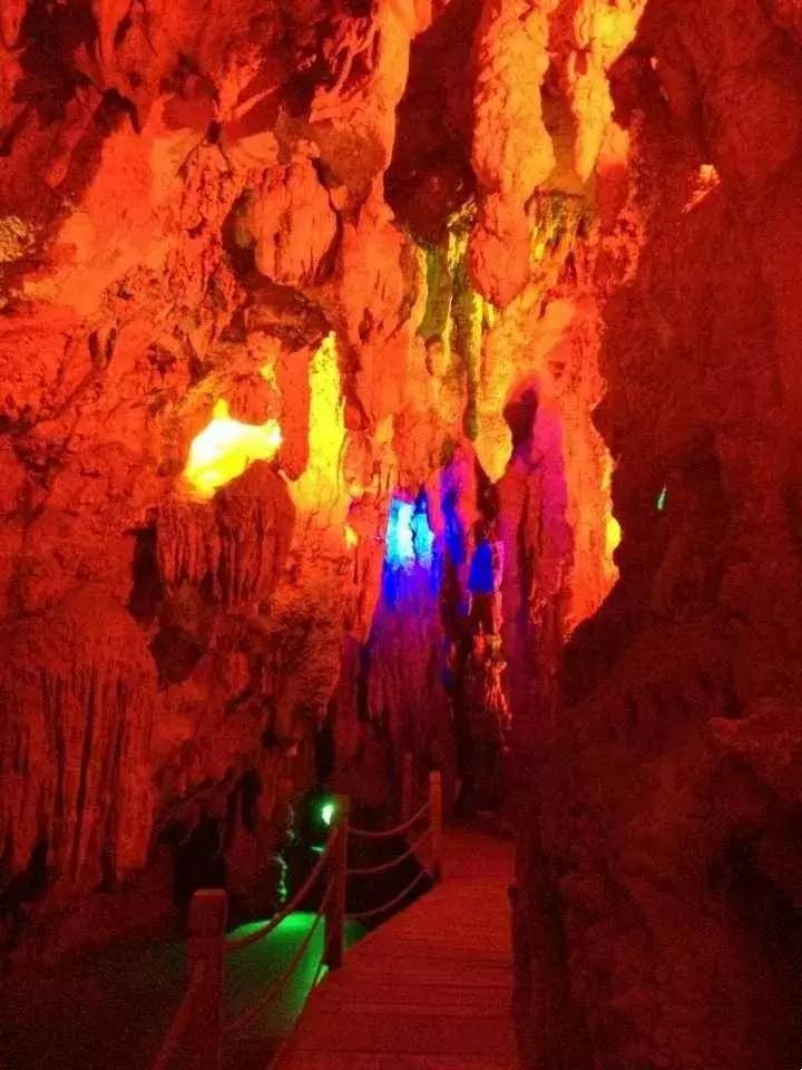 昆明国庆假期自驾游攻略,五一昆明最适合去的地方