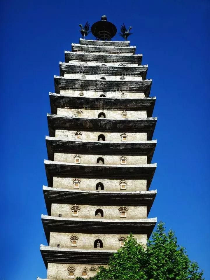 昆明国庆假期自驾游攻略,五一昆明最适合去的地方