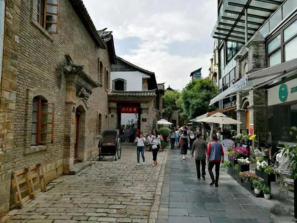 昆明国庆假期自驾游攻略,五一昆明最适合去的地方