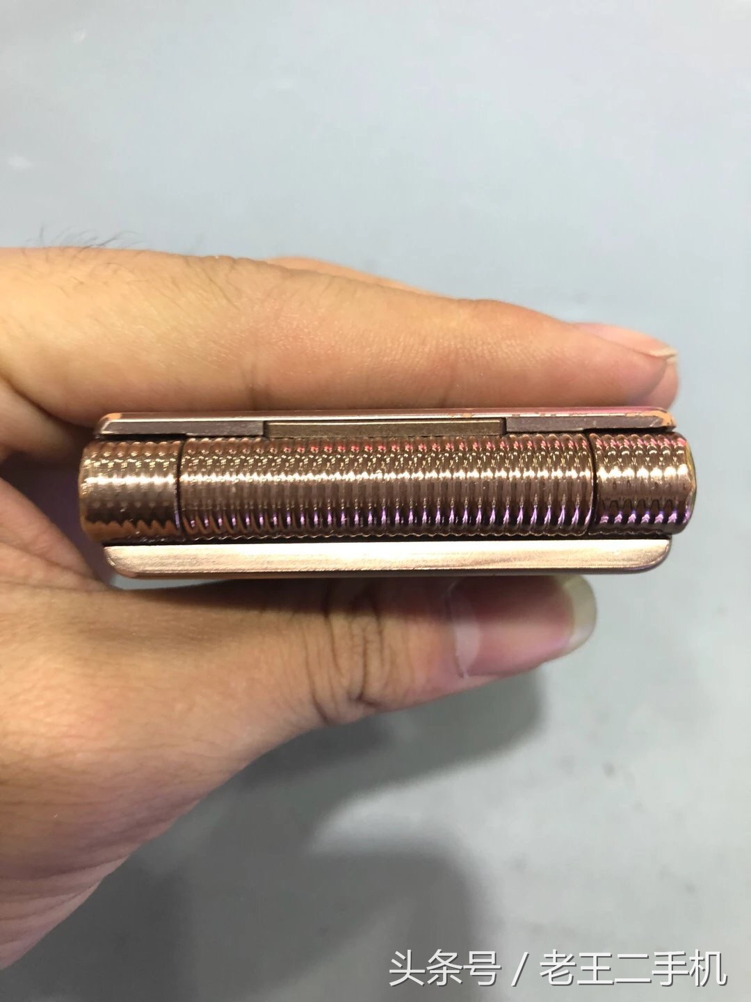 三星翻盖手机值得不值得买,三星翻盖手机哪款性价比高