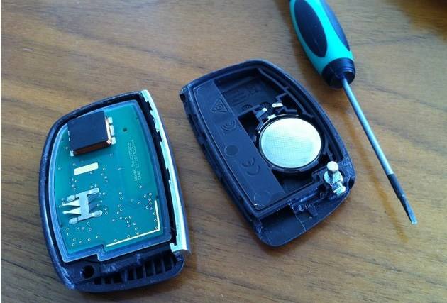 遥控车钥匙启动不了怎么办,遥控车钥匙突然失灵怎么回事