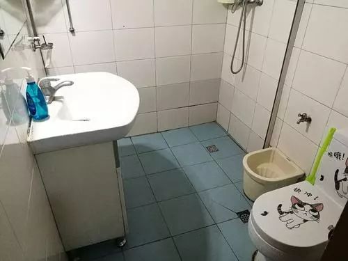 房子没人住却产生水费——检查后发现竟是空气惹的祸