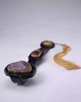 古人挠痒神器，一柄在握，岁美人和