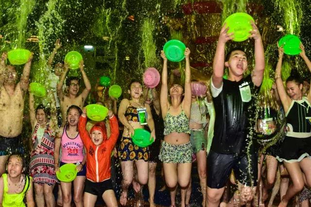 泼水节锦绣中华,锦绣中华泼水节夜场什么时候结束