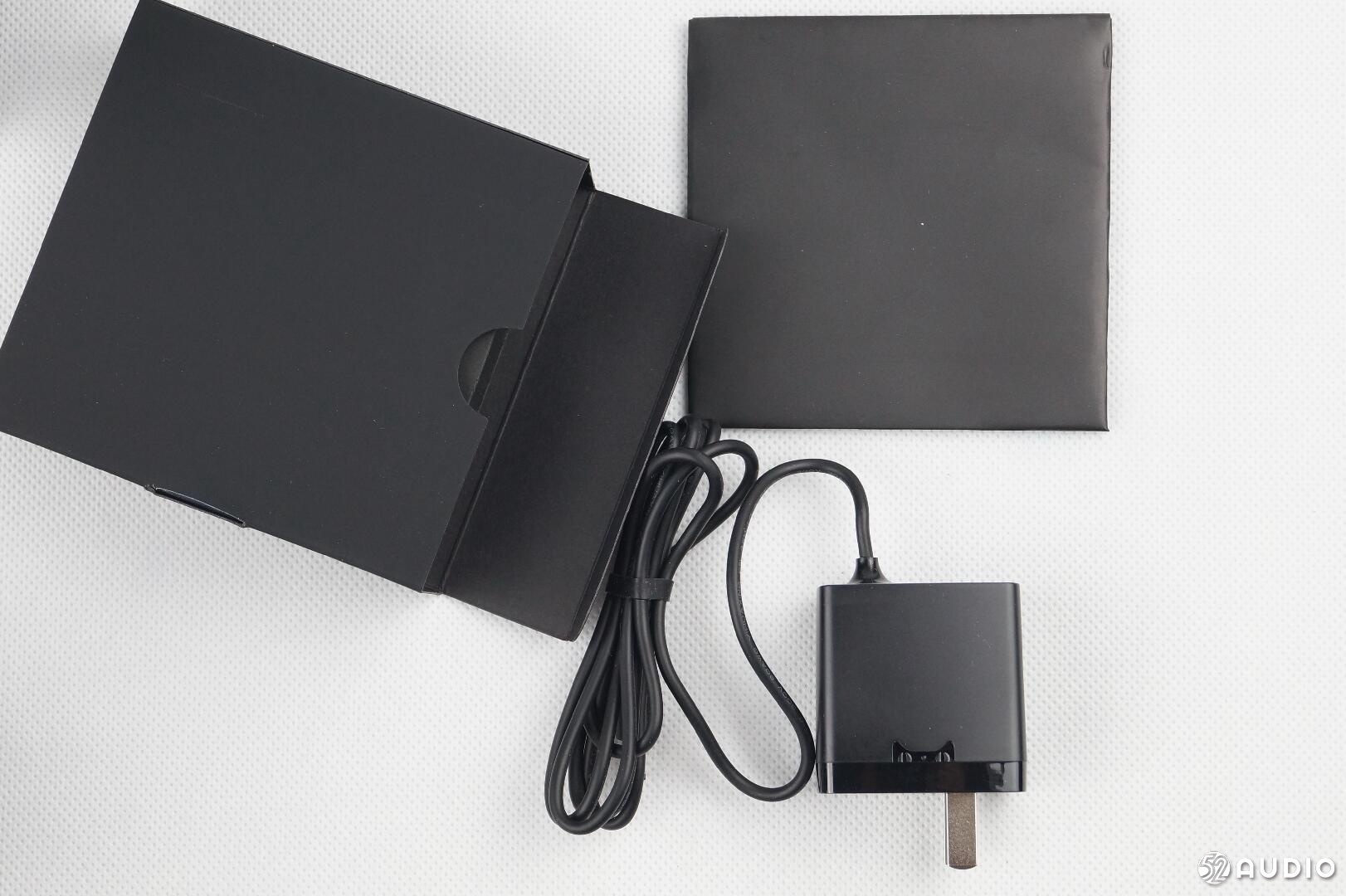 天猫精灵智能音箱boom拆解,天猫精灵智能音箱x3和X6对比