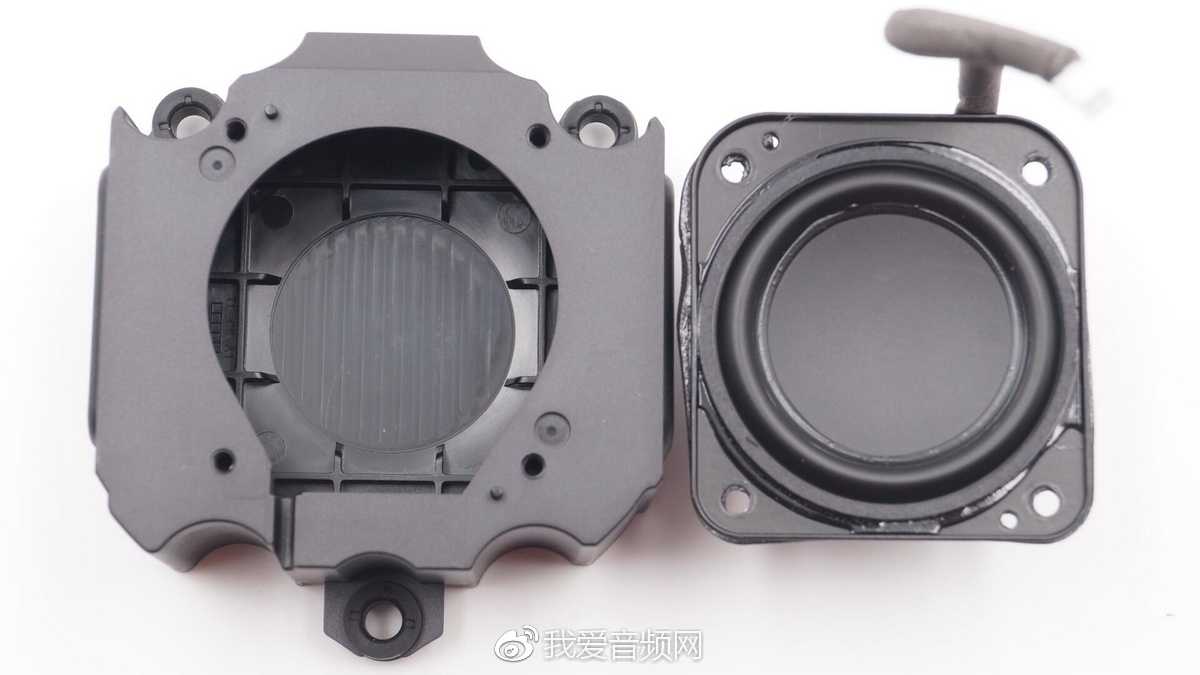 天猫精灵智能音箱boom拆解,天猫精灵智能音箱x3和X6对比