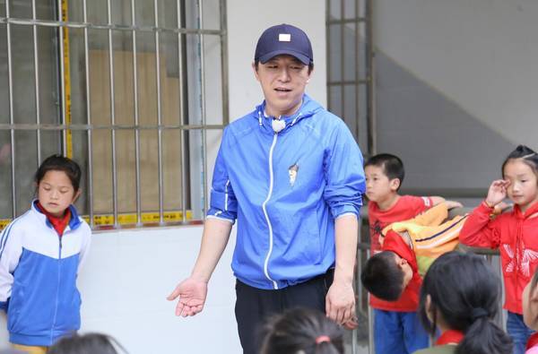 极限挑战演唱会搞笑,极限挑战夺龙珠