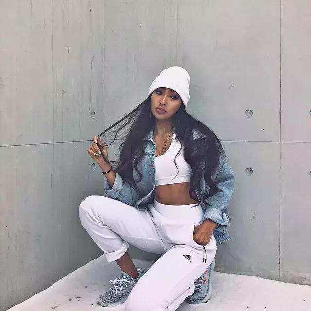 韩国黑珍珠女神秒杀一众网红脸，苹果臀、蚂蚁腰一个都不能少