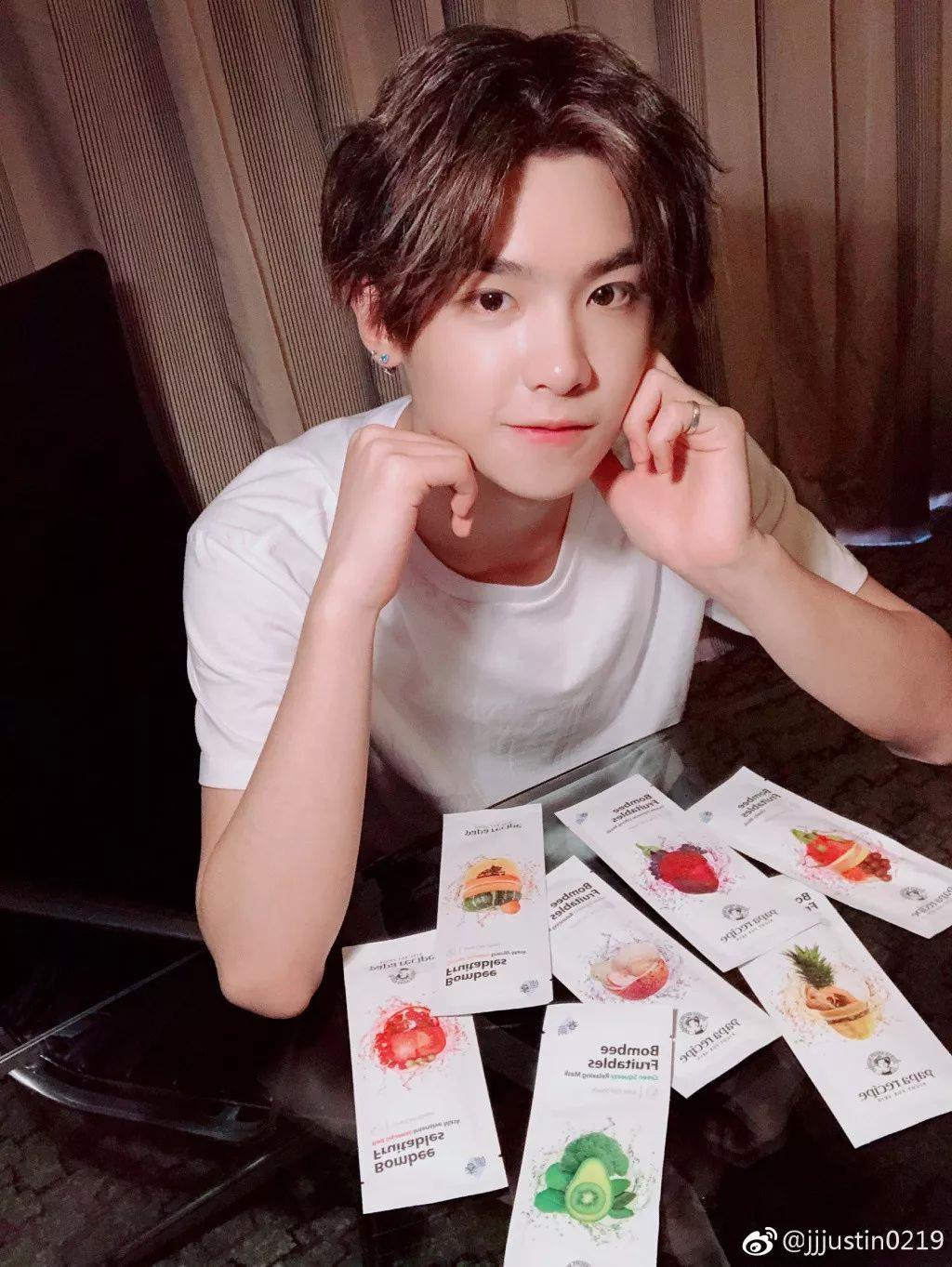 打开男生话匣子,打开冰箱男生