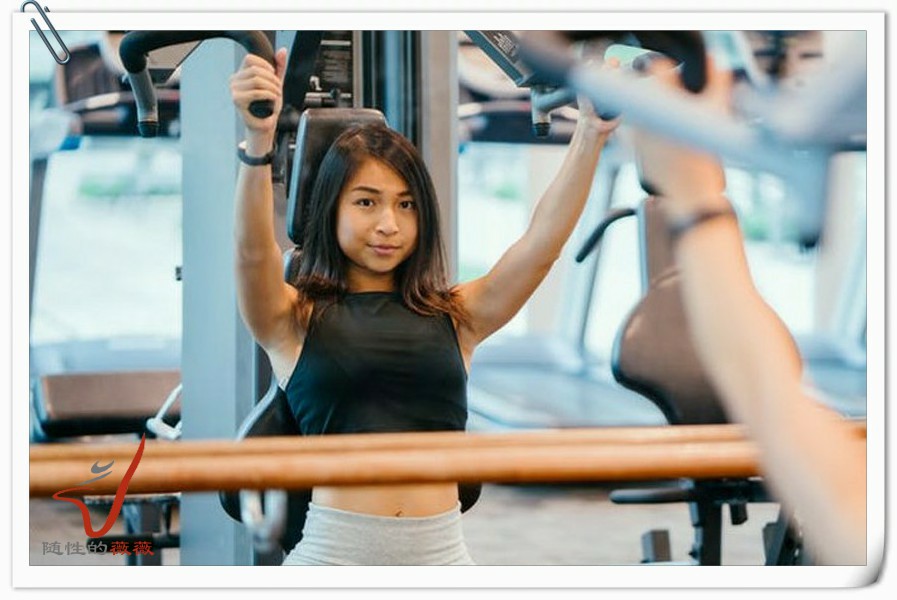 成熟气质女性健身,最适合女生练的健身运动