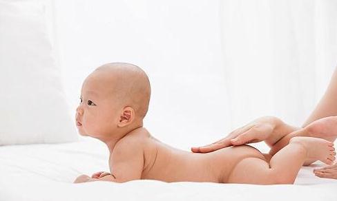 天气热宝宝屁股咋办,天气热宝宝屁股痒怎么办