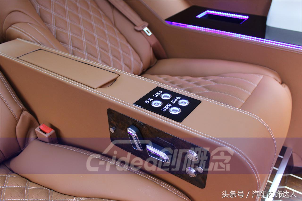 广州6米5悍马h2内饰改装案例,加长悍马h2六轮内饰