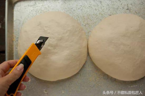 用面粉和牛奶做面包不用酵母,怎么做面包不用烤箱不用酵母