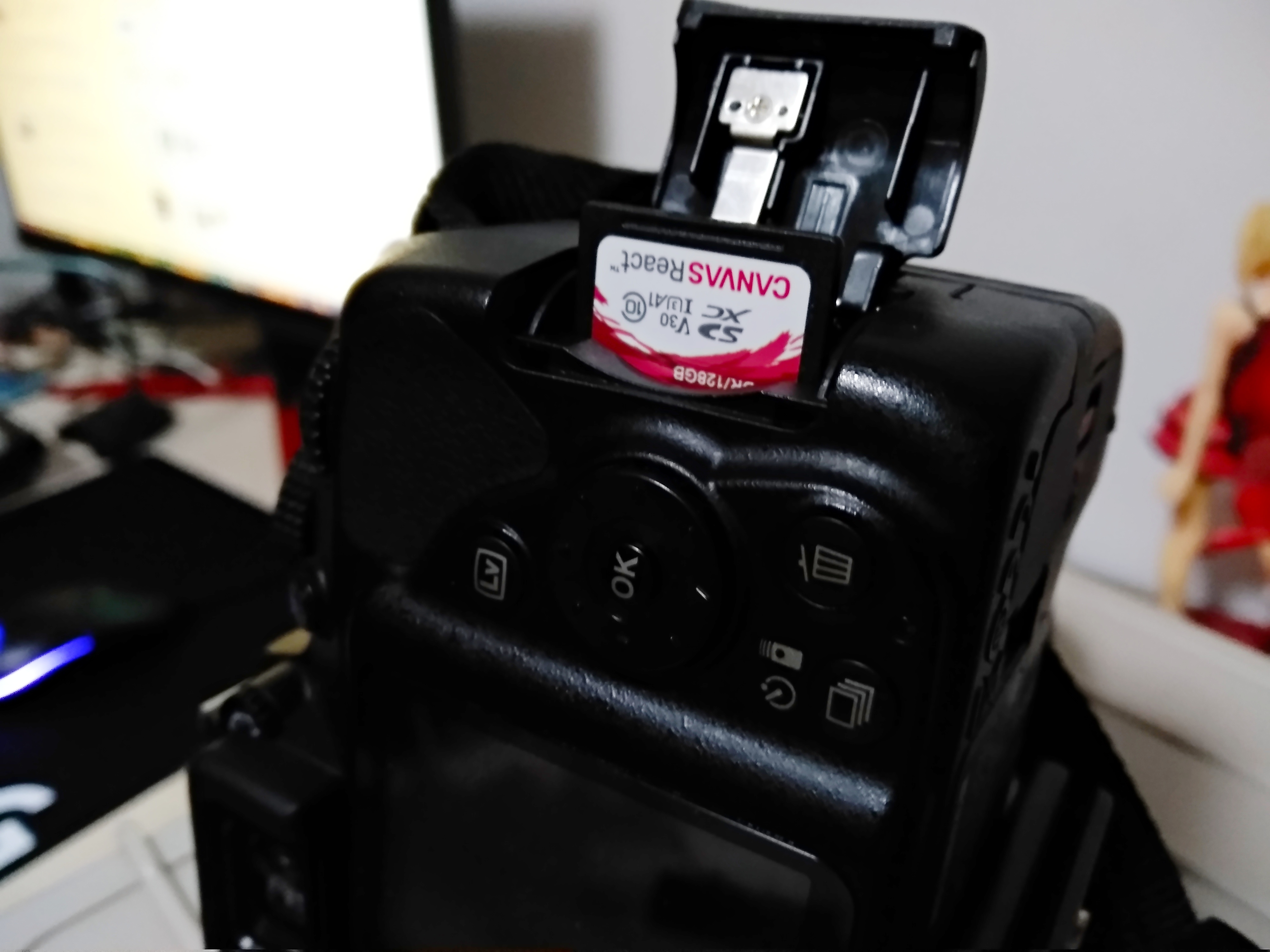 金士顿canvastf卡,金士顿128gbu1tf卡读写评测