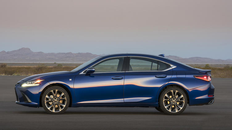 BBA劲敌将上市，发动机全球第一，奔驰也怕它，30万身价100万档次