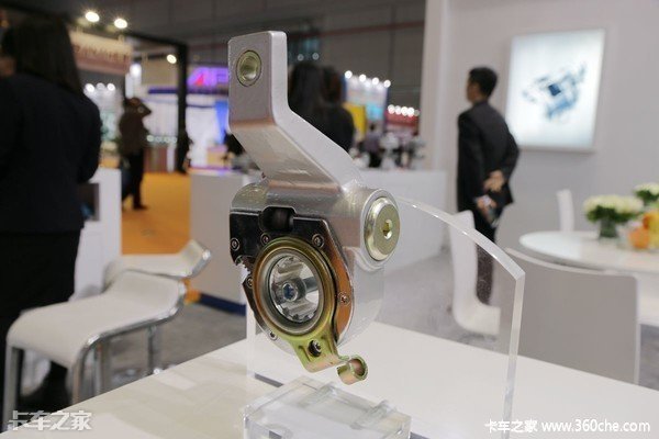 自动调整臂总是损坏,自动调整臂坏了可以修吗