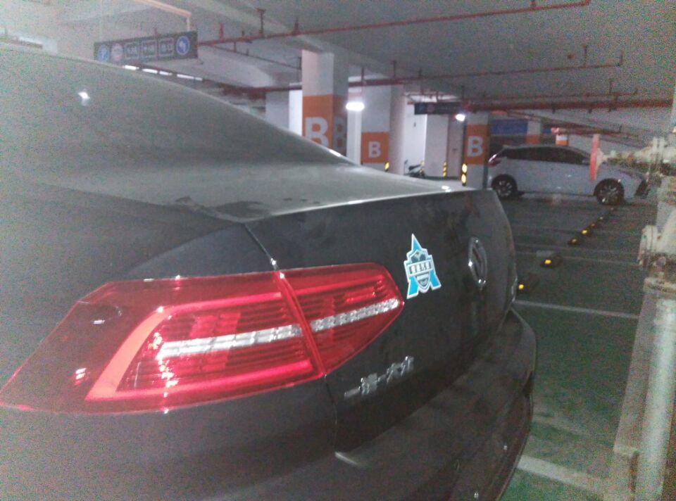 迈腾33030周年的用车感受,迈腾330豪华落地及养车成本