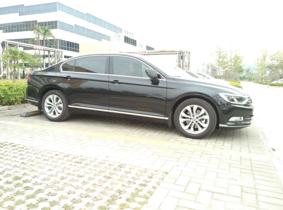 迈腾33030周年的用车感受,迈腾330豪华落地及养车成本