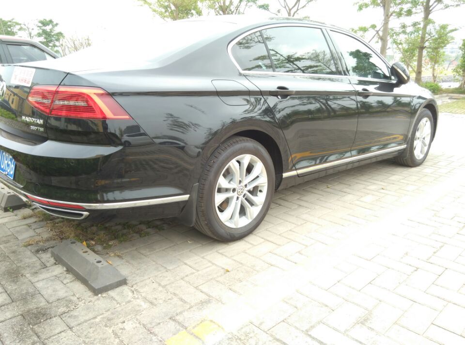 迈腾33030周年的用车感受,迈腾330豪华落地及养车成本