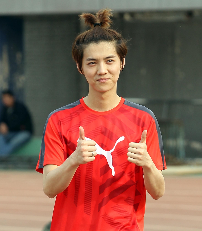 全民动员！娱乐圈跟紧了中国足球，演技派增添了竞技精神