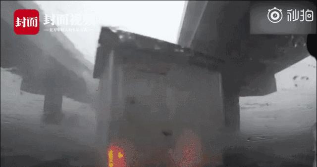 V早报:路边捡到“钻戒”四千多元金项链反被骗