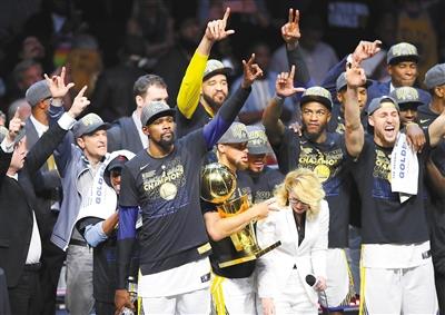 勇士库里杜兰特谁是老大,勇士队球星库里