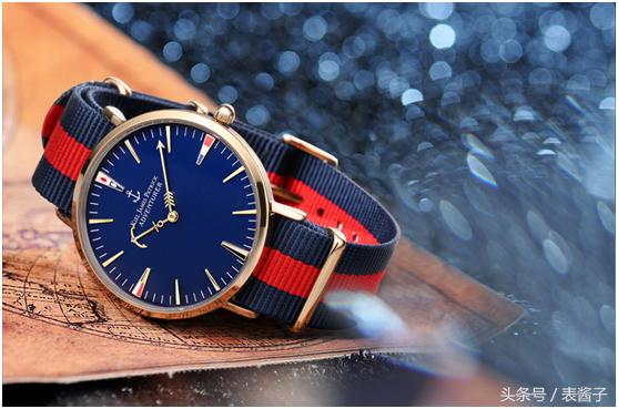 天猫国际丨一份KJP海军风时尚图鉴