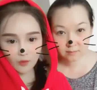 赵本山女儿球球公开恋情,赵本山女儿球姐照片