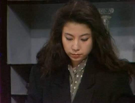 黄家驹一生经历了几次婚姻,黄家驹谈过几段恋爱