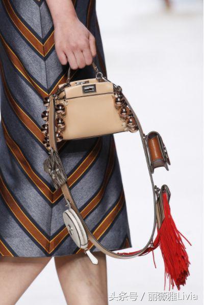 时髦实用的包包,实用又时髦的大容量包包