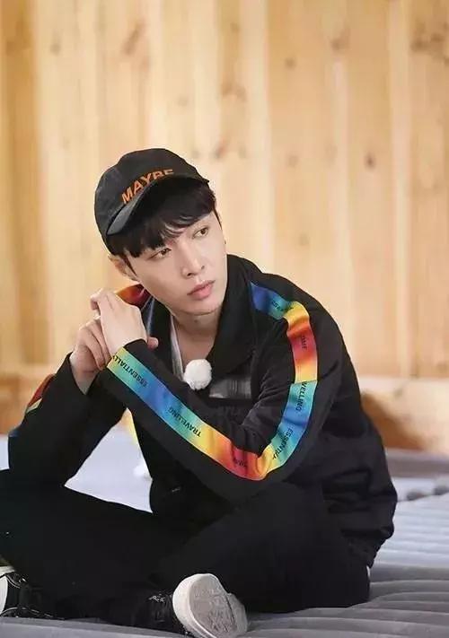 张艺兴《极限挑战》不舍离别温暖准备浪漫烟火