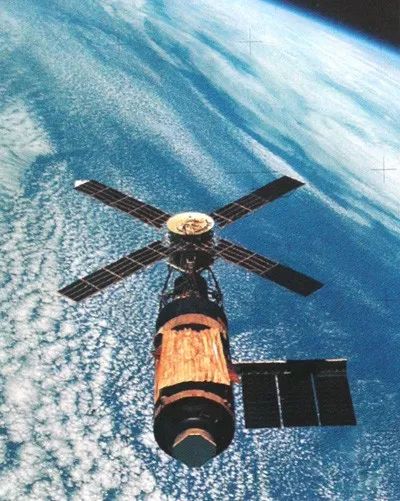 雷蒙罗维的设计原则,雷蒙罗维的设计风格