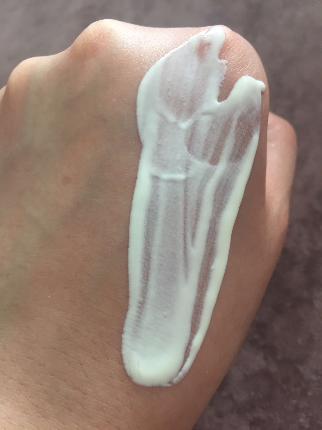 香蒲丽防晒适合干皮用吗,干皮爱流汗推荐平价防晒