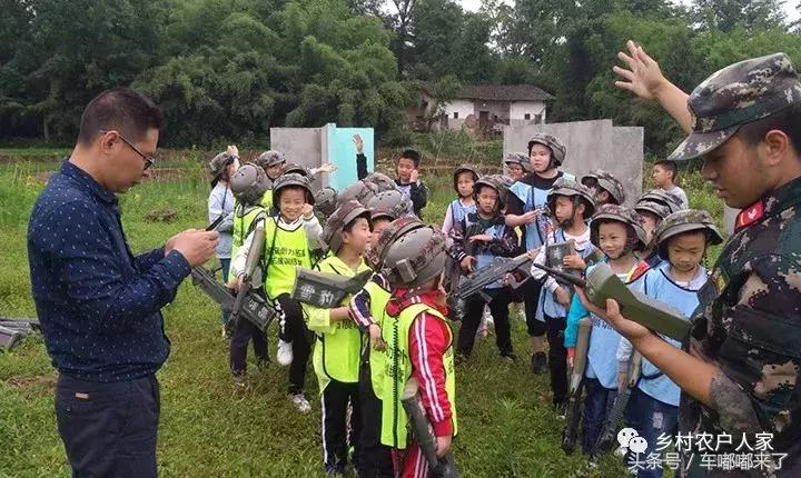 这个月去长寿泥地足球、赏百亩向日葵花海、划竹筏/皮船