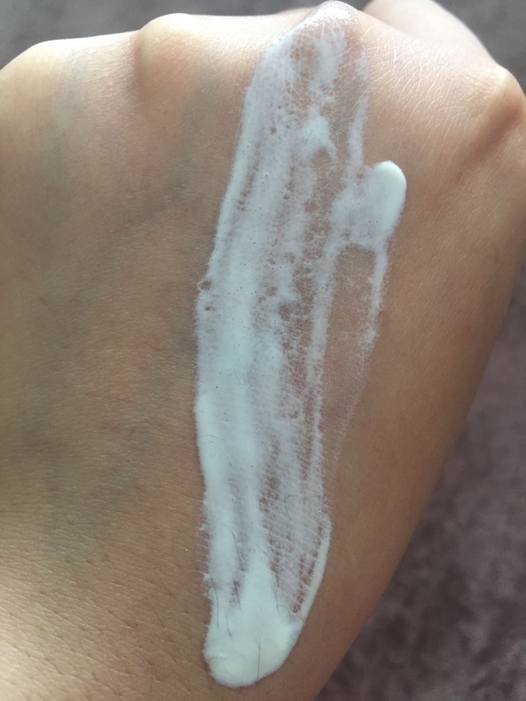 香蒲丽防晒适合干皮用吗,干皮爱流汗推荐平价防晒