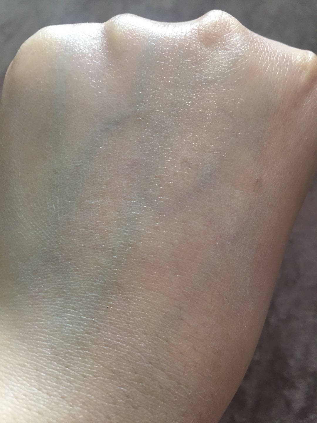 香蒲丽防晒适合干皮用吗,干皮爱流汗推荐平价防晒