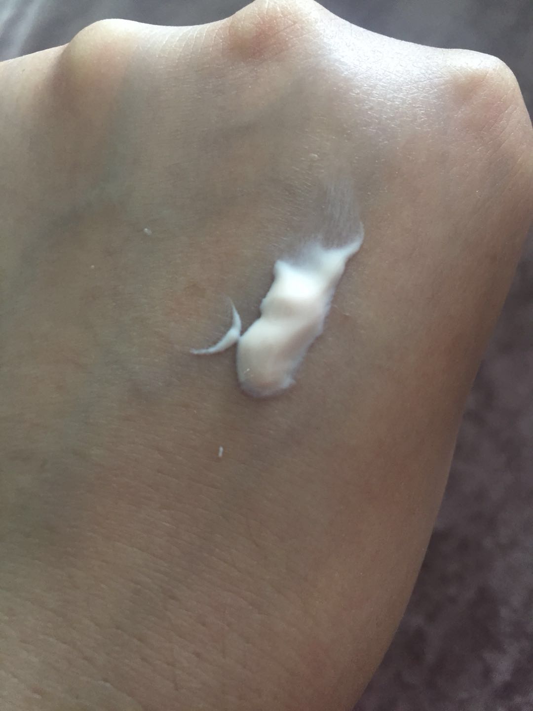 香蒲丽防晒适合干皮用吗,干皮爱流汗推荐平价防晒